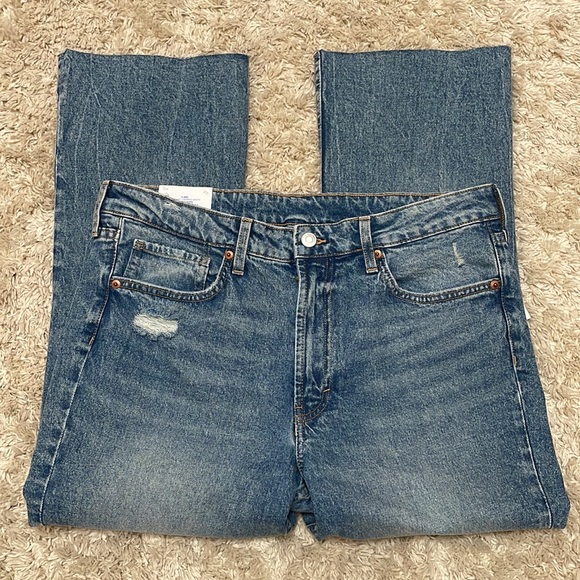 H&M Denim - H&M Flared Fit Cropped Jeans